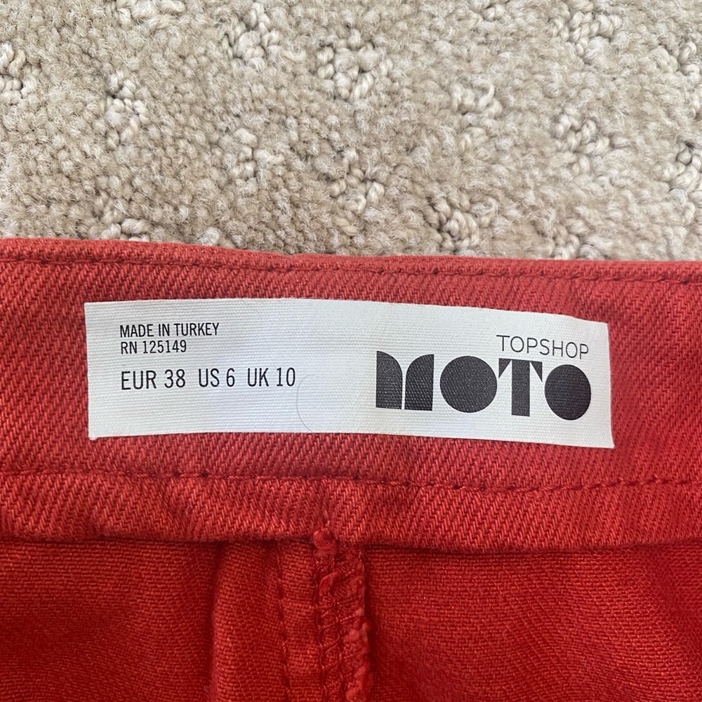 Topshop skirt with buttons size US 6